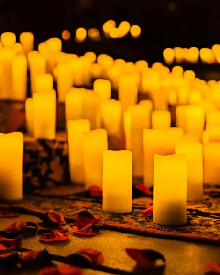 Gallery Candlelight