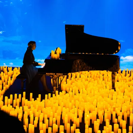 Gallery Candlelight