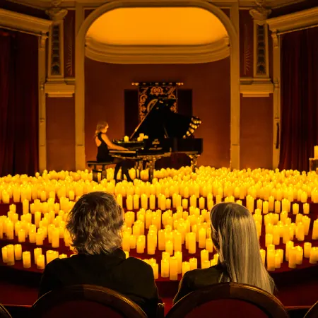 Gallery Candlelight